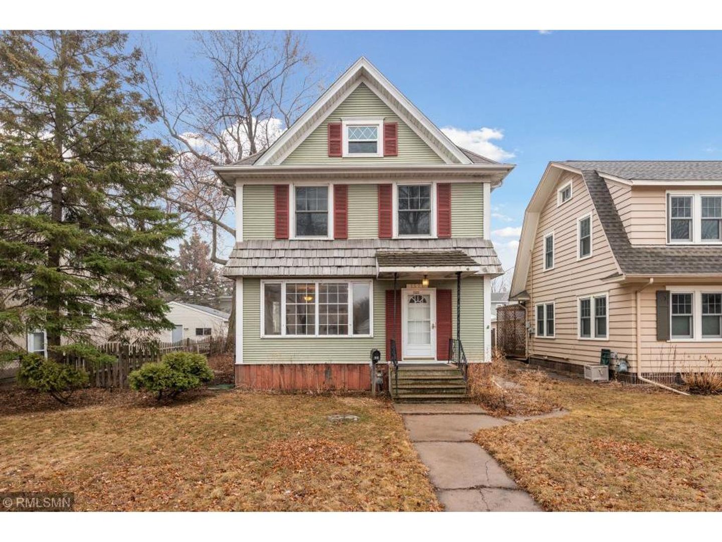 St. Paul Apartment: 1522 Minnehaha Ave W