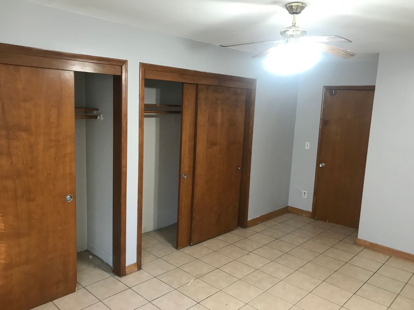 Minneapolis Apartment: 801 University Ave SE