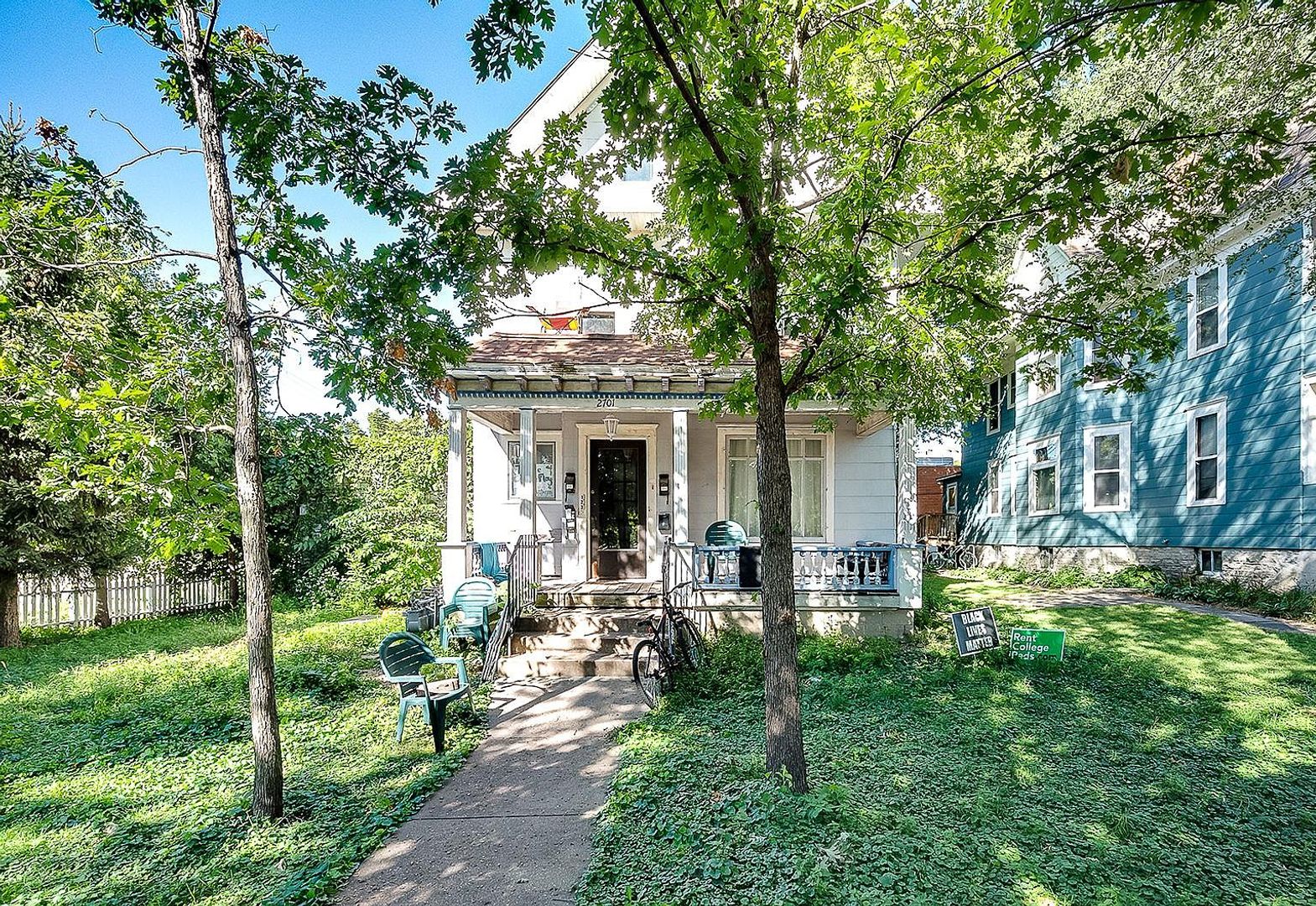 Minneapolis Apartment: 2701 Delaware St SE