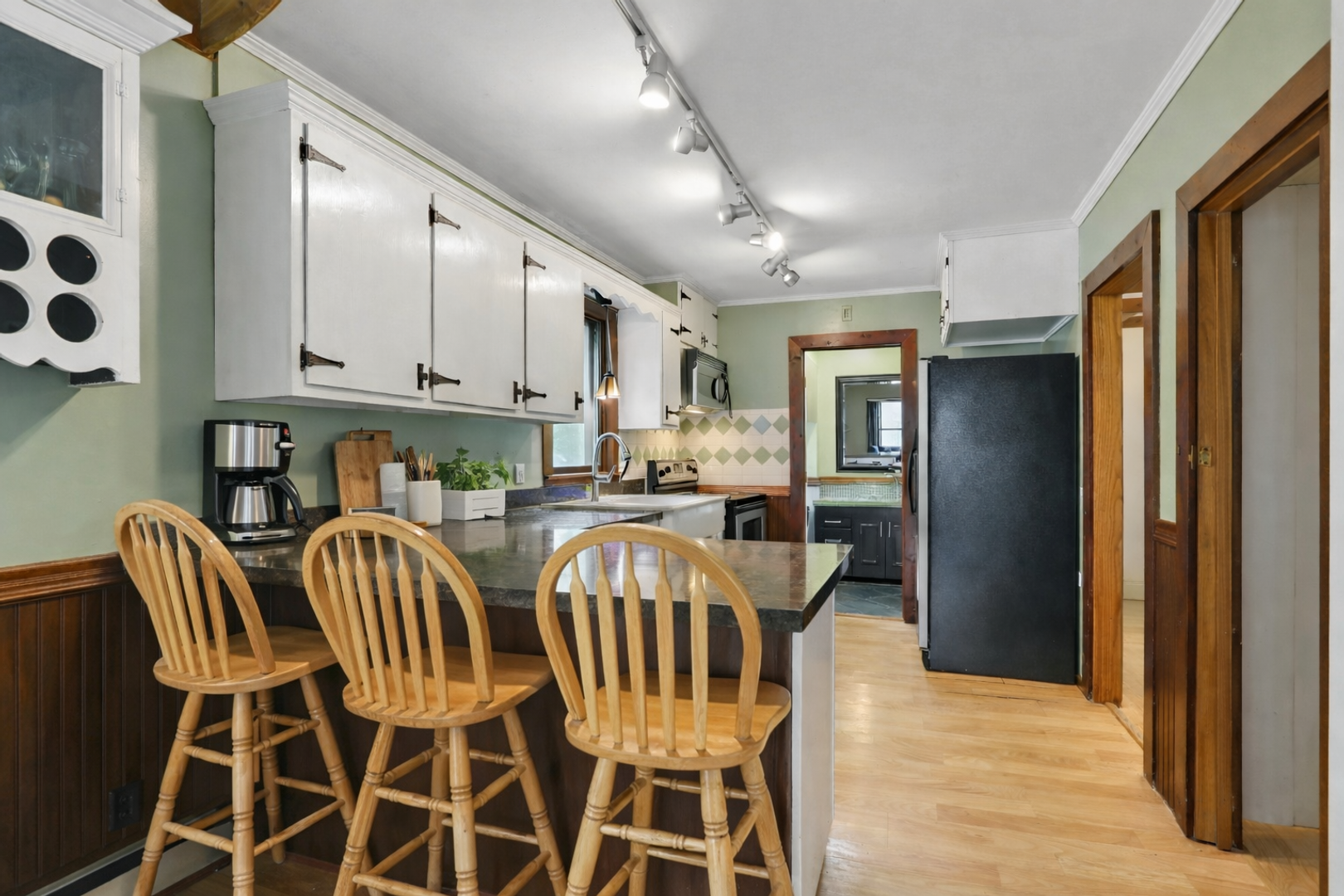1468 Carroll Ave 4 of 8