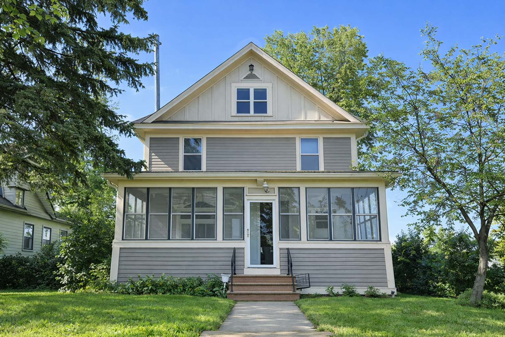 St. Paul House: 1595 Blair Ave