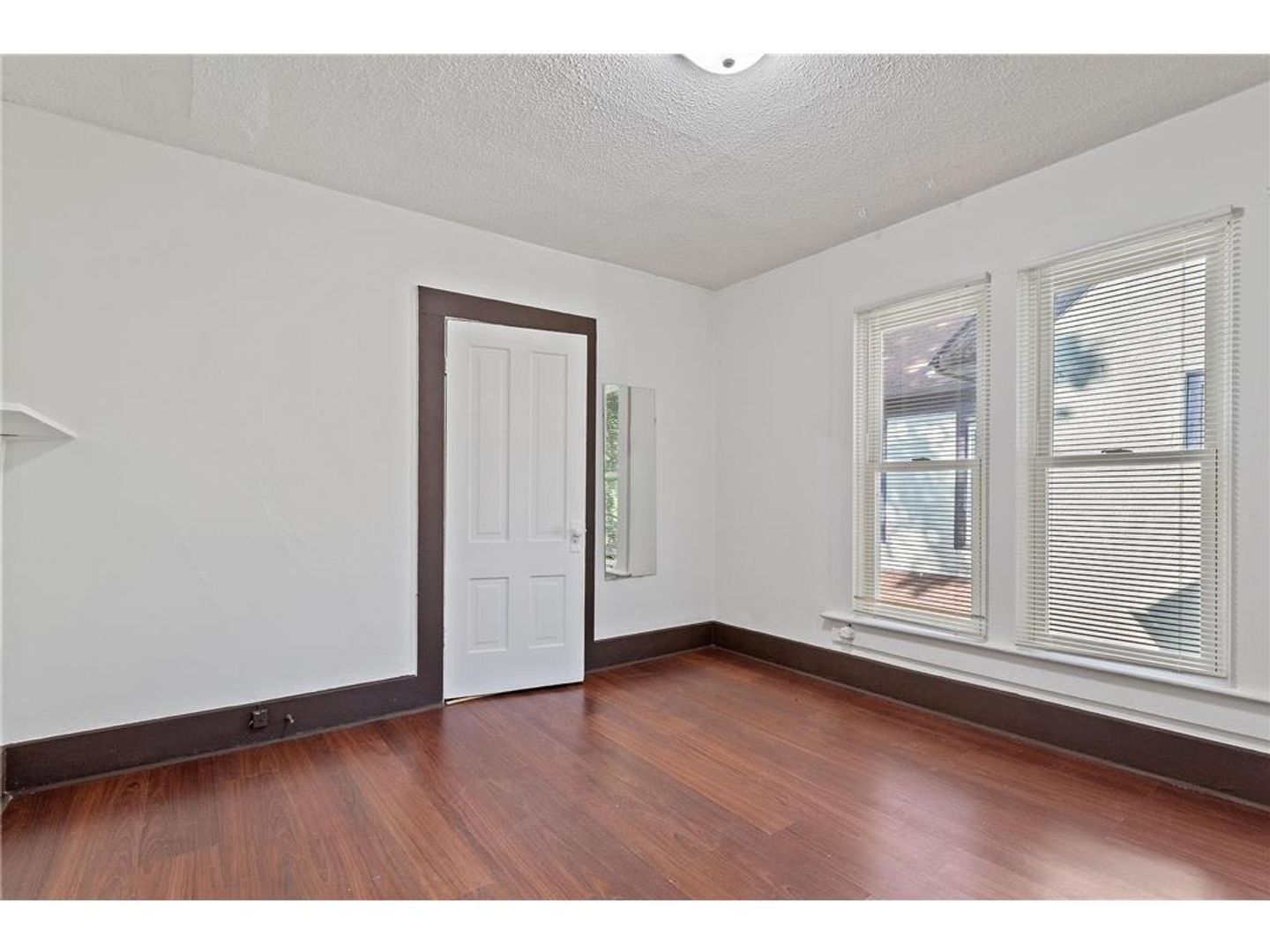 525 8th Ave Se 9 of 11
