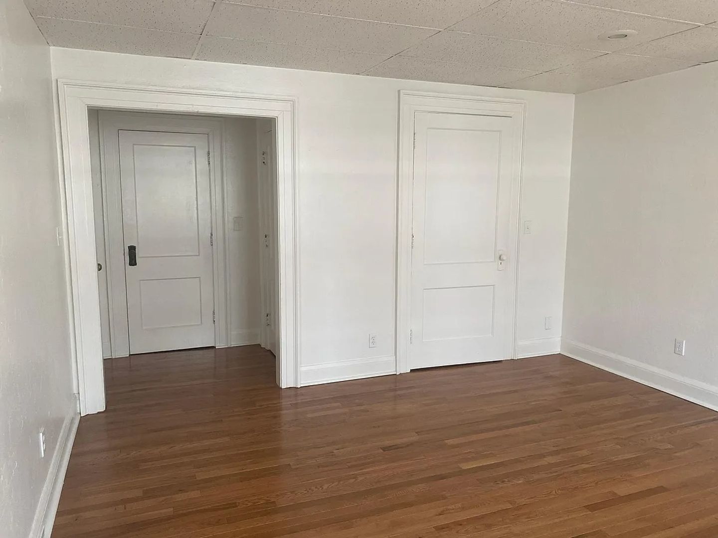 KIRKSVILLE Apartment: 107 NORTH MAIN