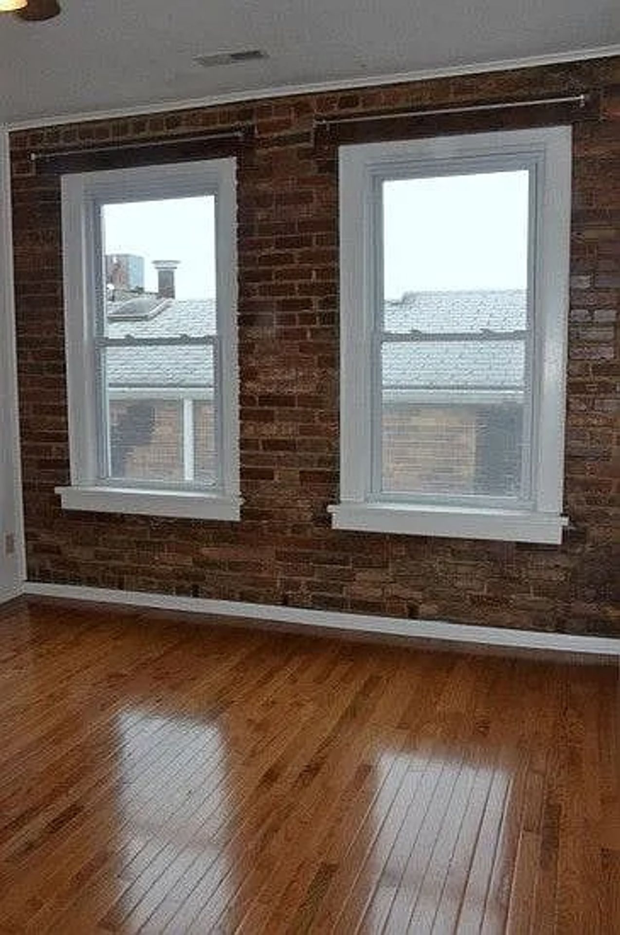 KIRKSVILLE Apartment: 101 EAST HARRISON