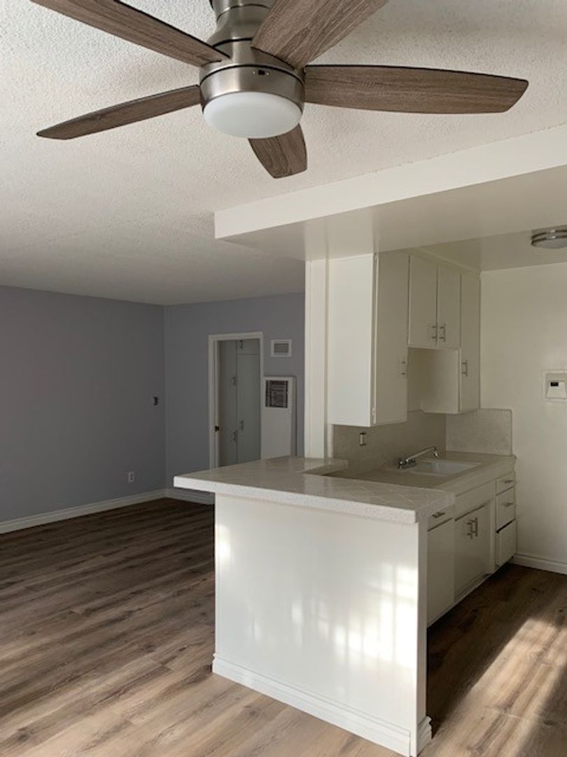 LOS ANGELES Apartment: 1511 - 1515 BELOIT AVE