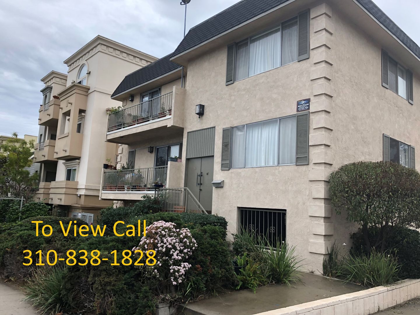 LOS ANGELES Apartment: 1403 S.WESTGATE AVE / 11856 ROCHESTER AVE