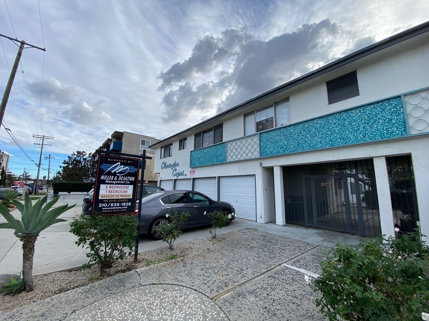 LOS ANGELES Apartment: 3747 CLARINGTON AVE