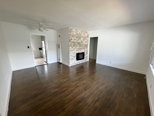 BEAUTIFUL 1 BEDROOM UNIT NEAR SHOPPING MARKET RESTAURANTS IN MAR VISTA – photo 1