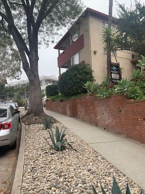 2 Bed 2 Bath Rental at 11002 OPHIR DR #C, Los Angeles, CA – photo 1