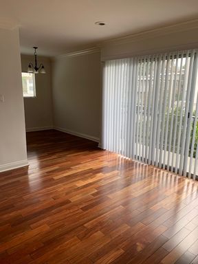 UPGRADED 1 BEDROOM 1 BATH UNIT NEAR CENTURY CITY *ASK ABOUT OUR MOVE-IN SPECIALS* – photo 1