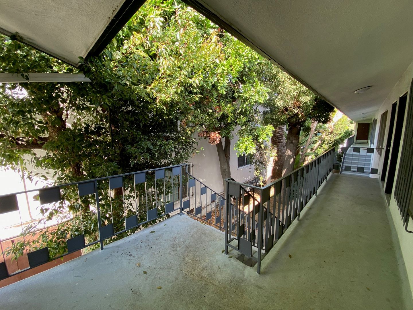 LOS ANGELES Apartment: 1511 - 1515 BELOIT AVE