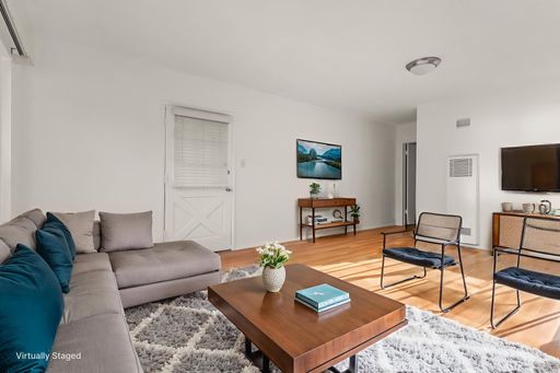 TWO BEDROOM APARTMENT HOME SANTA MONICA. – photo 1