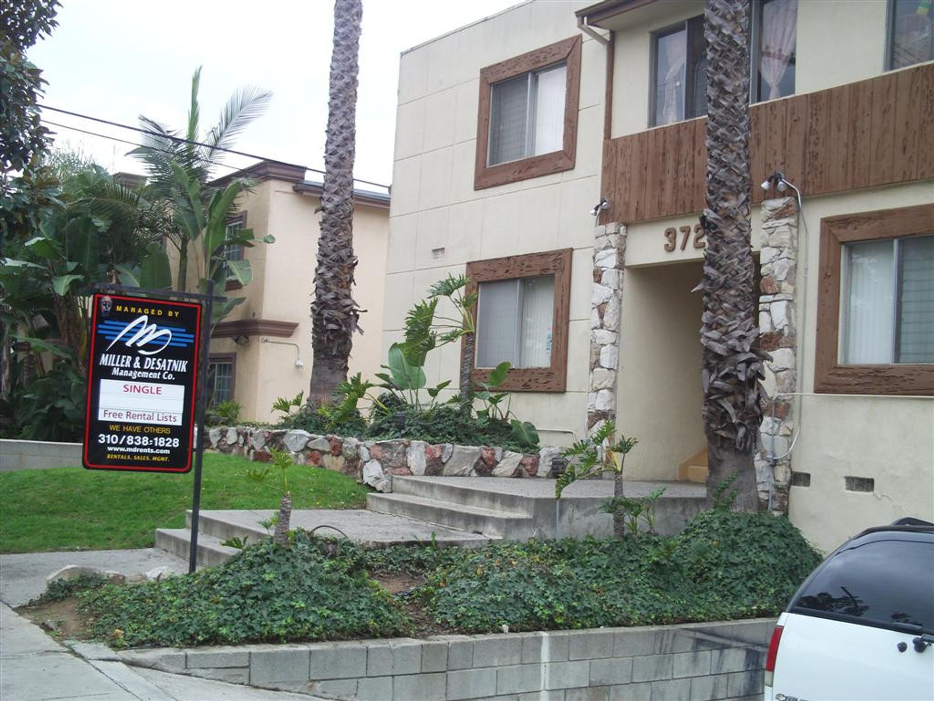 LOS ANGELES Apartment: 3723 CLARINGTON AVENUE