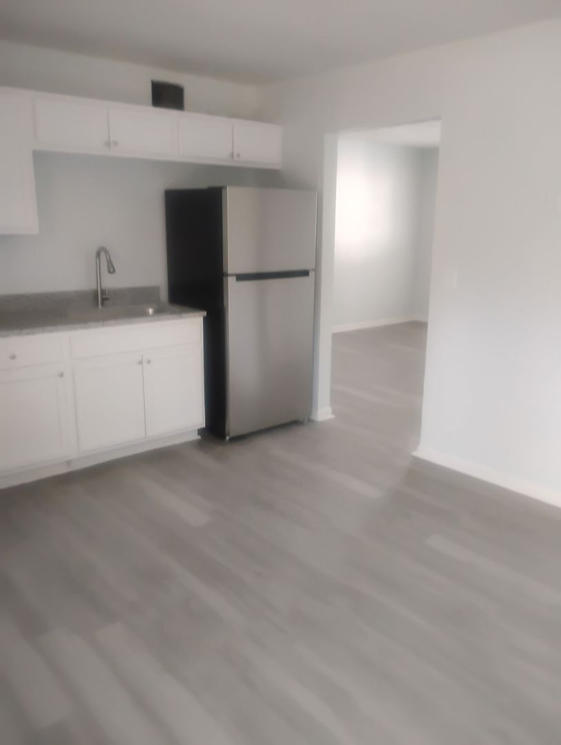 Move In Specials Featuring 1 & 2 Bedrooms at Dodson Courtyard Apartments 10 of 12