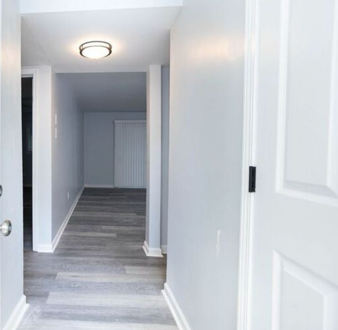 Miller Chateau Apartments LLC 5 of 6