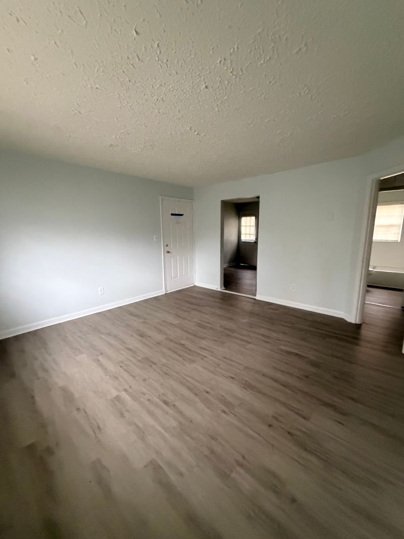 Dodson Courtyard Apartments Featuring Spring Move In Specials! 10 of 12
