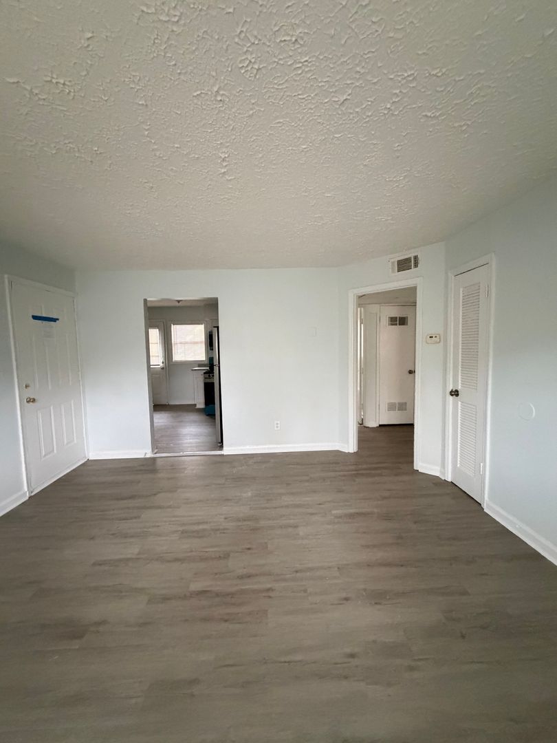 Check Out Dodson Courtyard Apartments Spring Move in Specials! 11 of 12