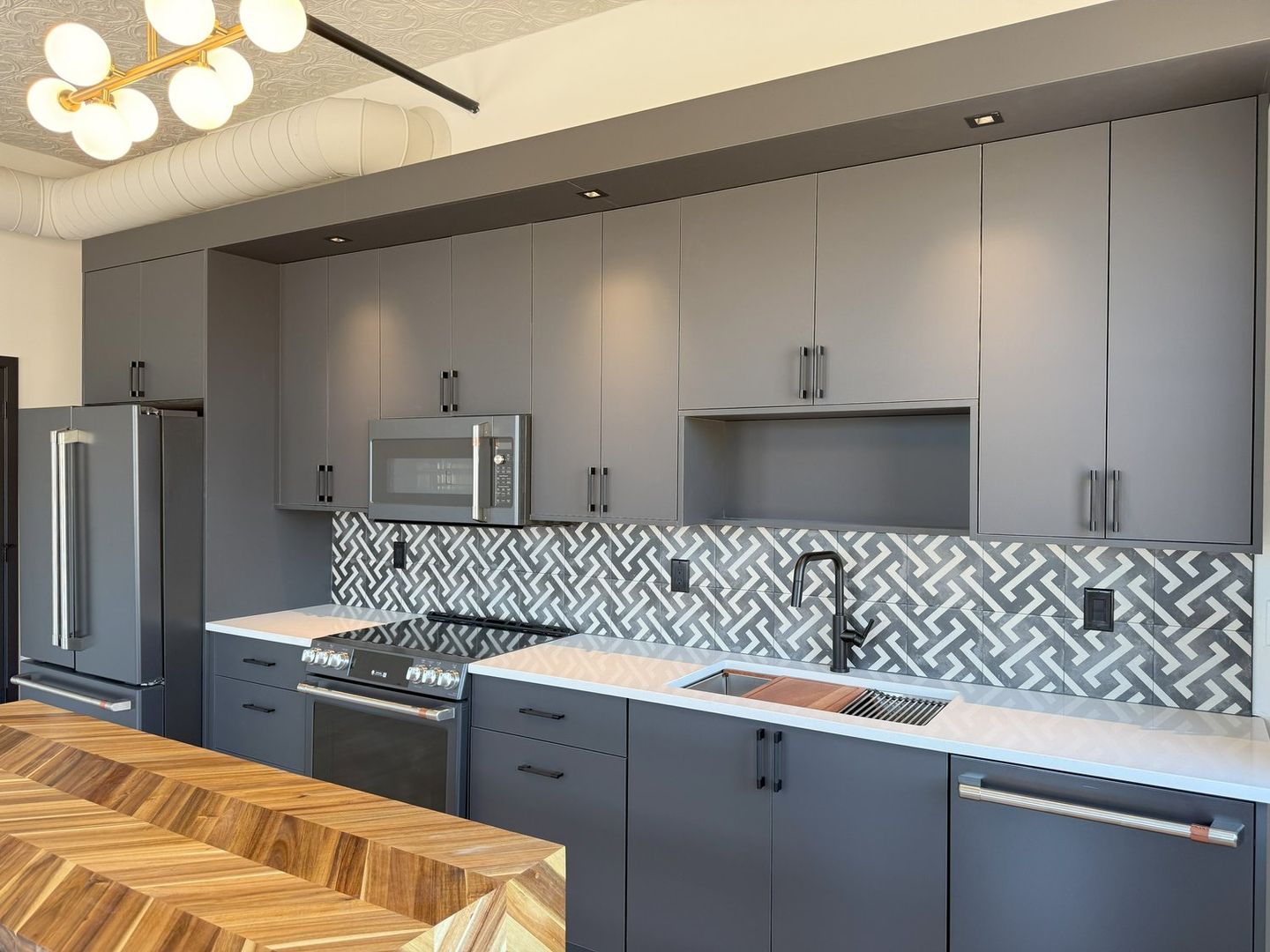 Dubuque Apartment: 799 Main Street