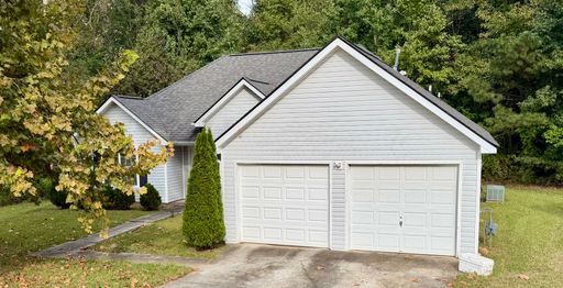 3 Bedroom Rental – 206 Goldleaf Dr, Hampton, GA 30228
