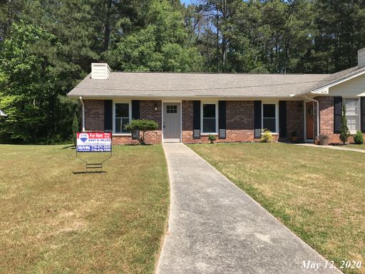 2 Bedroom Multi-Family Home – 435 CHASE DR., FAYETTEVILLE, GA 30214