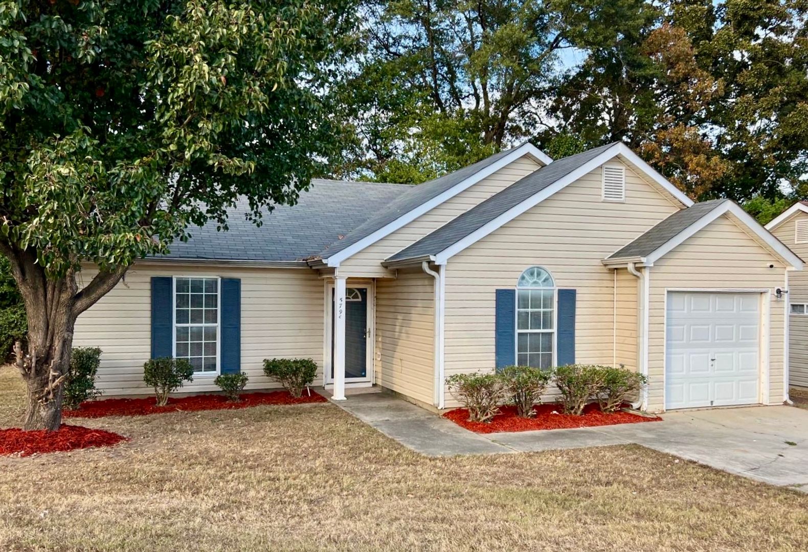 Riverdale House: 5799 Eagles Feather Ln