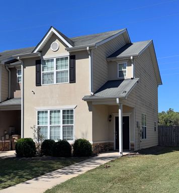 3 Bedroom Townhome – 304 Commons Dr, Jonesboro, GA 30236-7984