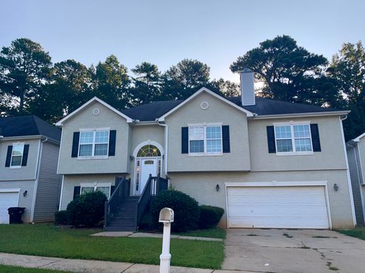 Centrally Located 4 Bed/3 Bath Home w/ Recent Updates! – photo 1