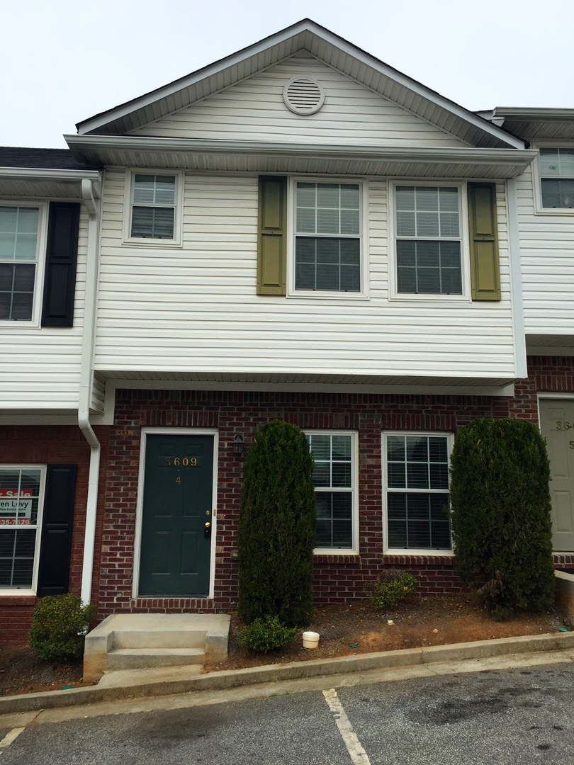 Atlanta House: 3609 Ginnis Rd #4