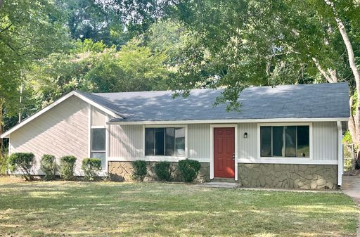3 Bed/1.5 Bath Ranch In Serene Neighborhood!