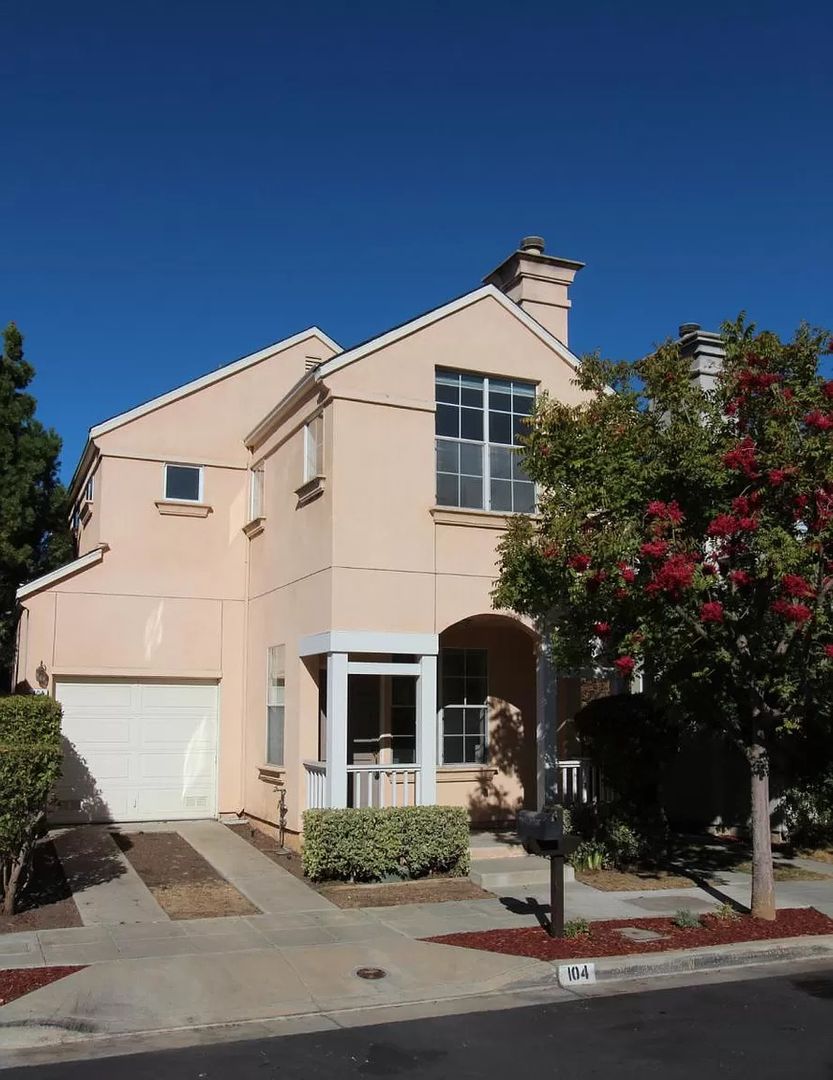 Beautiful Town Home Coming Soon! Great Location! Pets Allowed! 