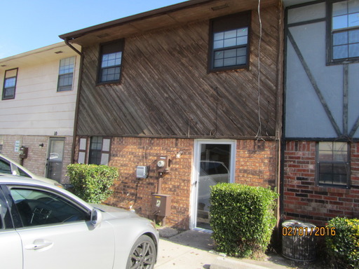 Very Nice 2-Bedroom Townhome near OKC Community College – photo 1