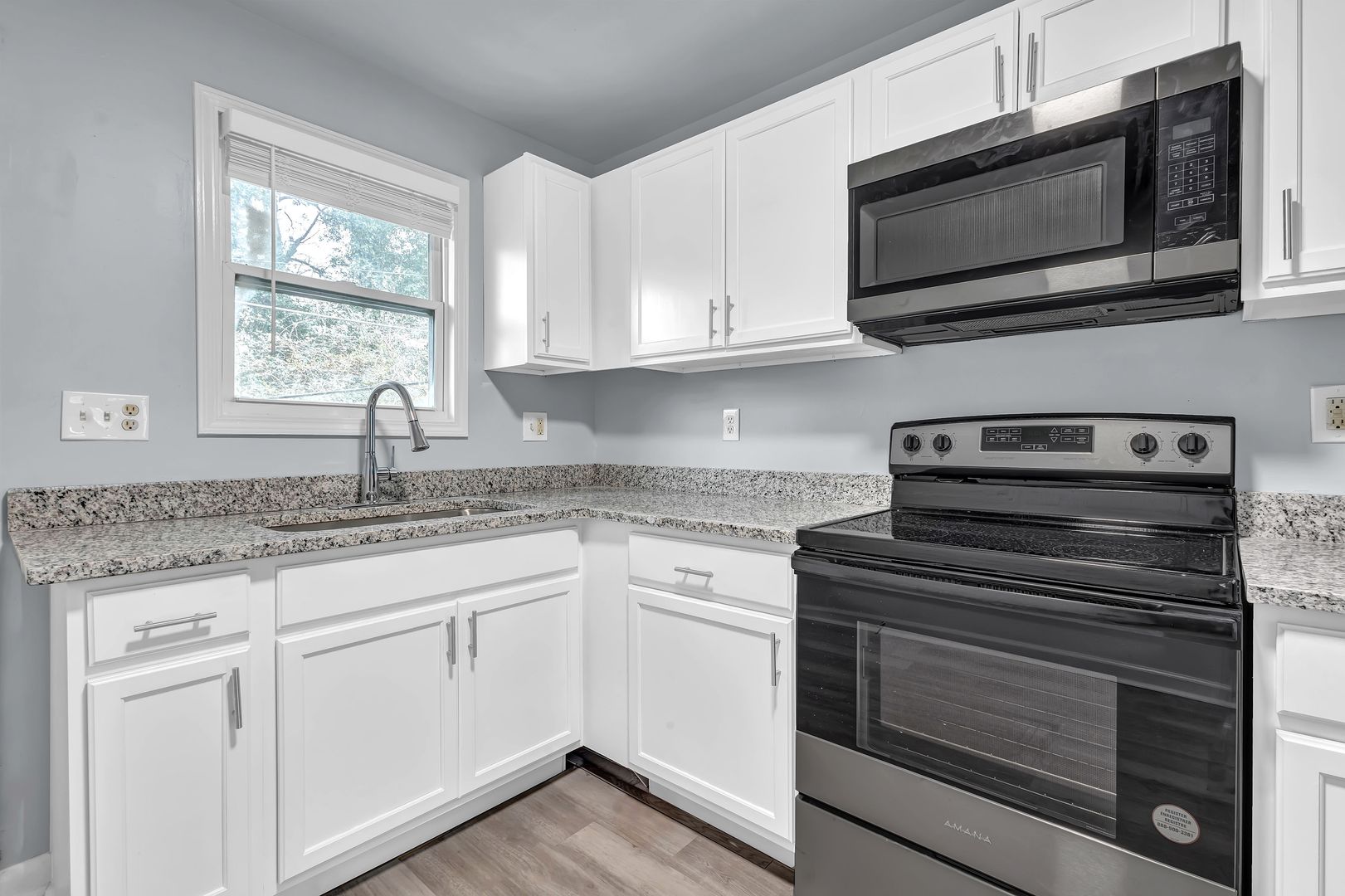 East Point Apartment: 2040 Stanton Rd