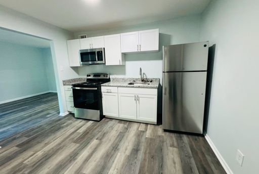 Now Leasing 2 Bedroom - East point - Georgia (Perfect distance Atl Airport) – photo 1