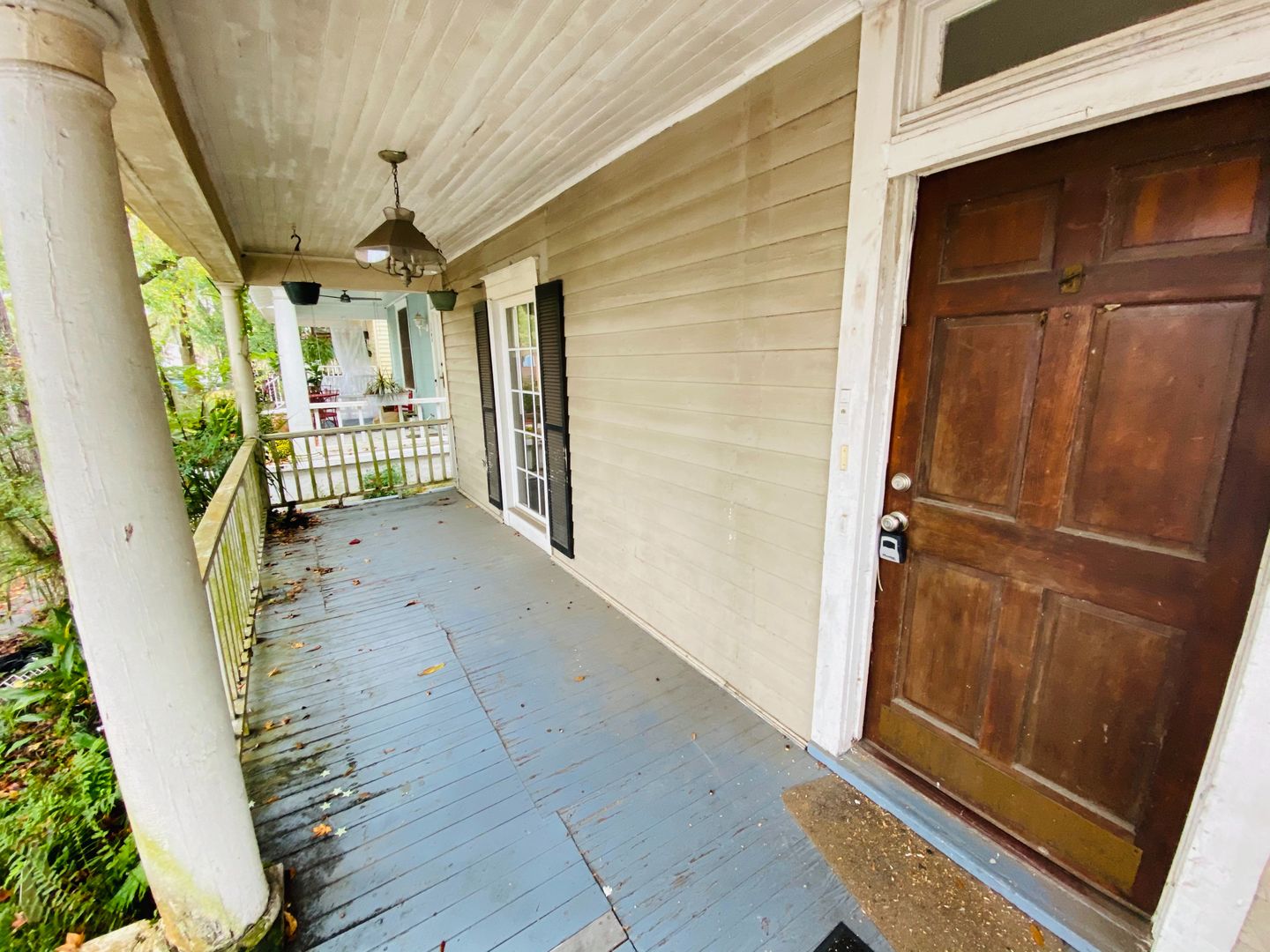 Savannah House: 1103 East 33rd St