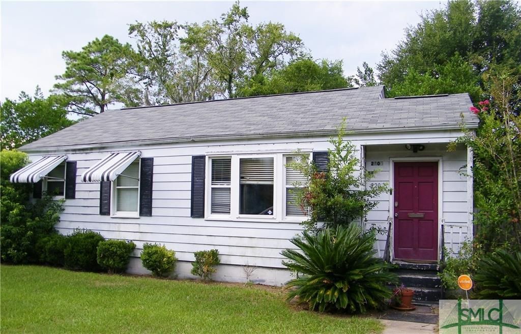 Savannah House: 2202 Bonaventure