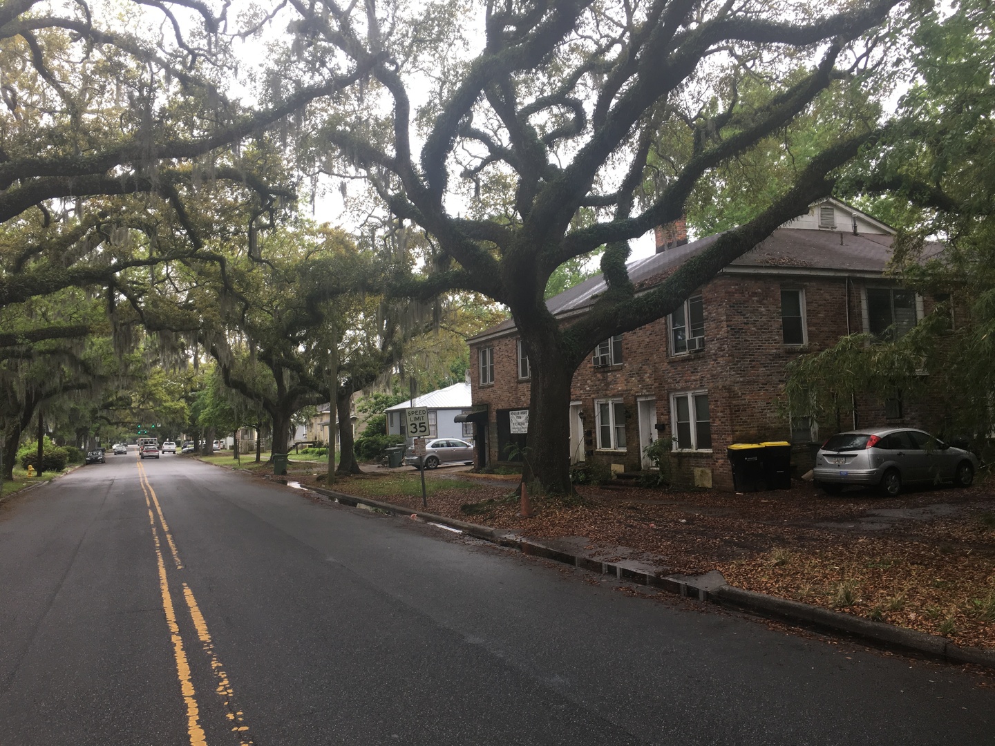 Savannah Apartment: 711 East 37th St