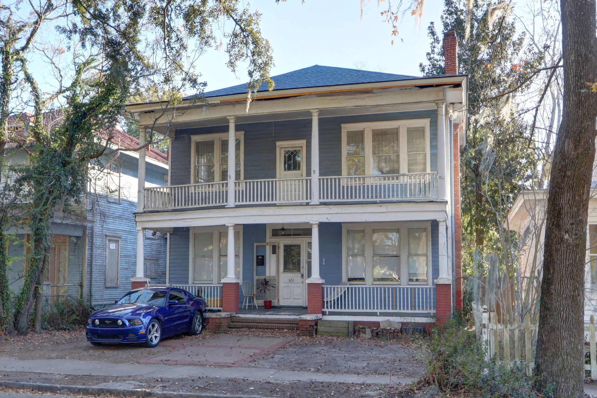 Savannah Apartment: 631 West 37th St