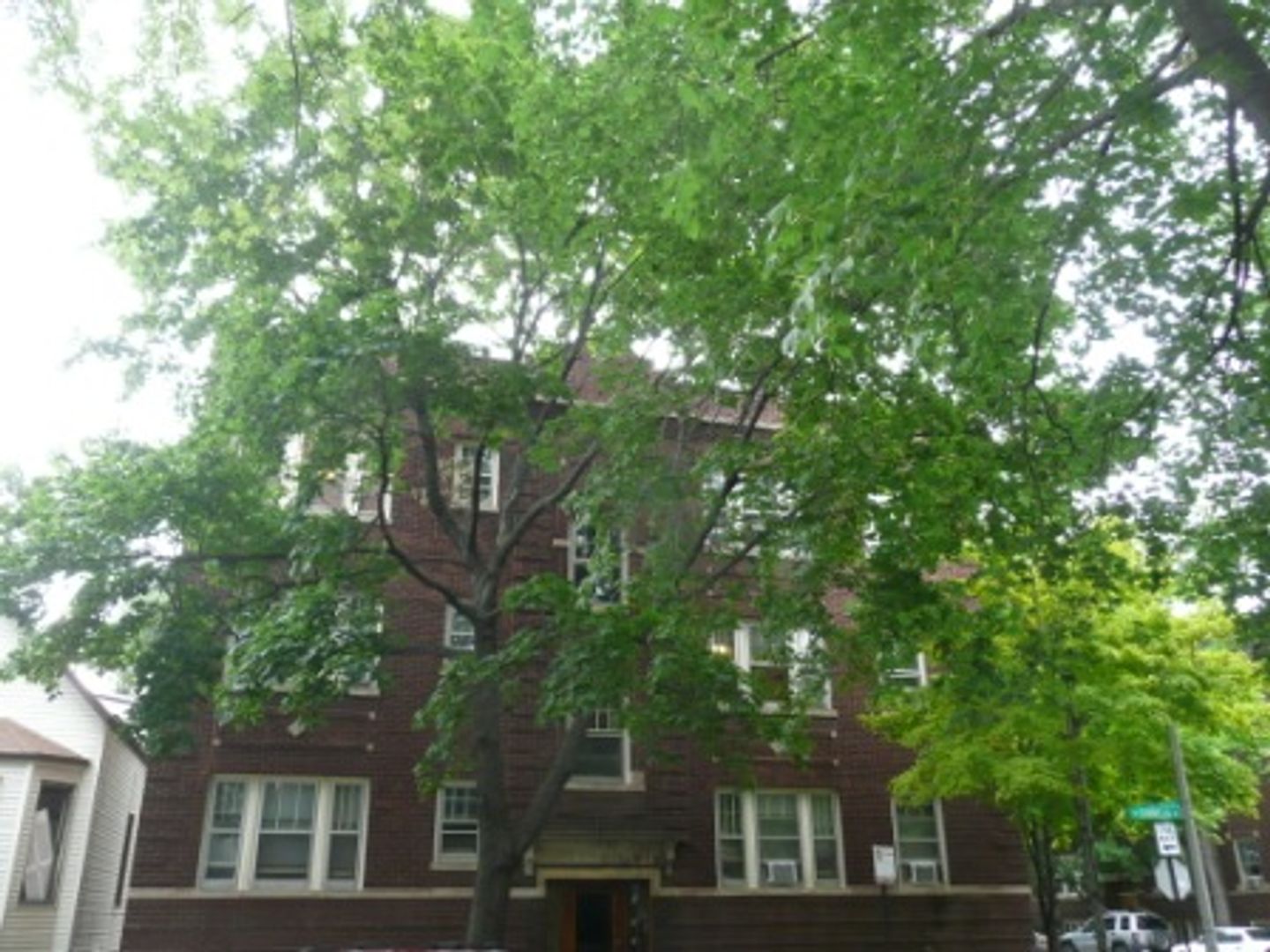 Chicago Apartment: 3508 N. Wolcott