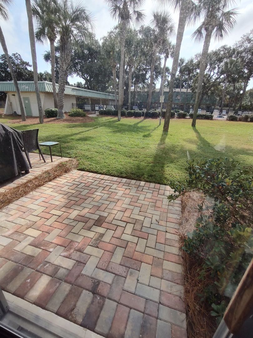 Hilton Head Townhome: 32 S Forest Beach Dr.