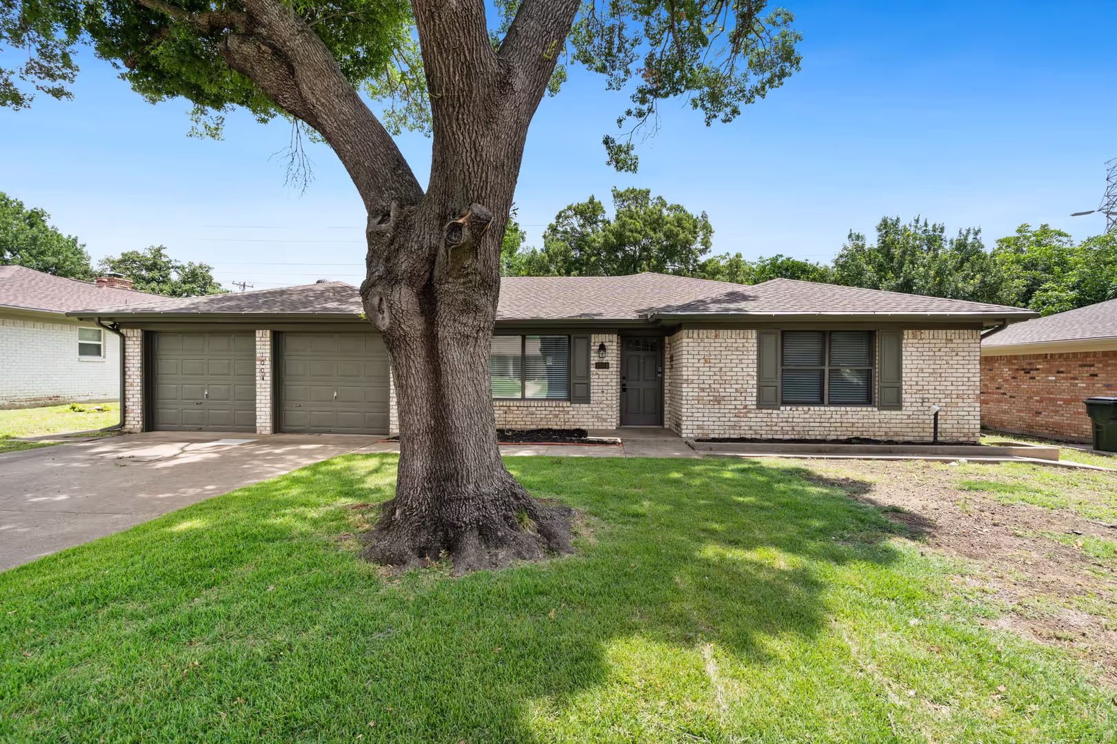 Plano House: 1004 Ridgefield Drive