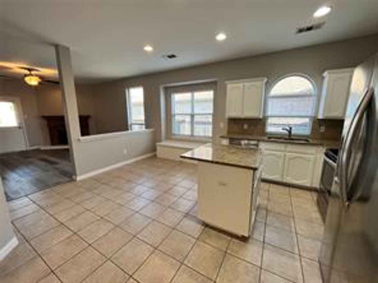 10624 Ashmore Drive 3 of 12