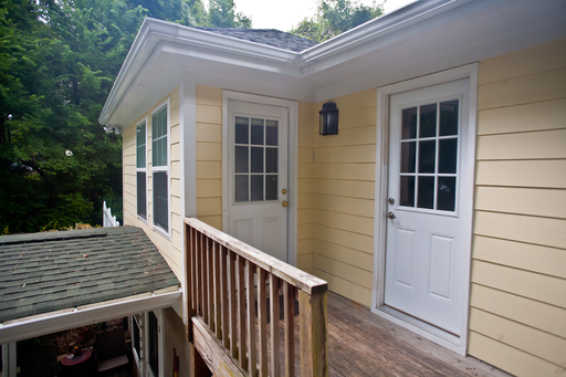1 bedroom unit walkable to downtown Carrboro- All utilities and internet included in rent!