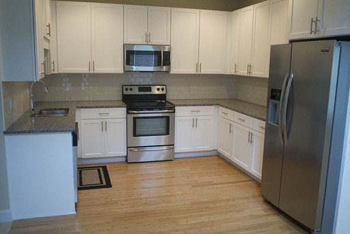 Spacious duplex on 9th Street – photo 1