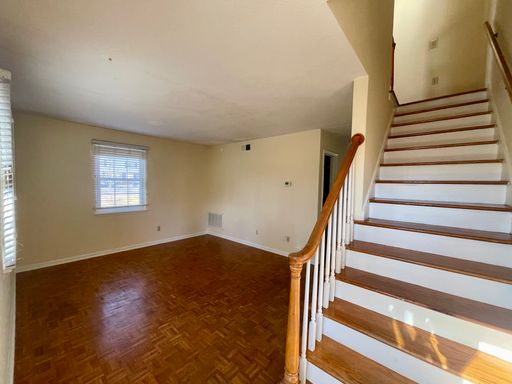 Darling Townhouse in Willow Terrace - ready for you to move in! – photo 1