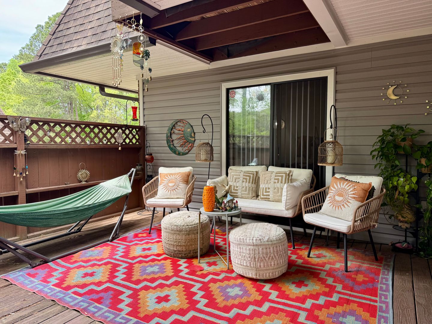 Chapel Hill House: 329 Brookberry Circle