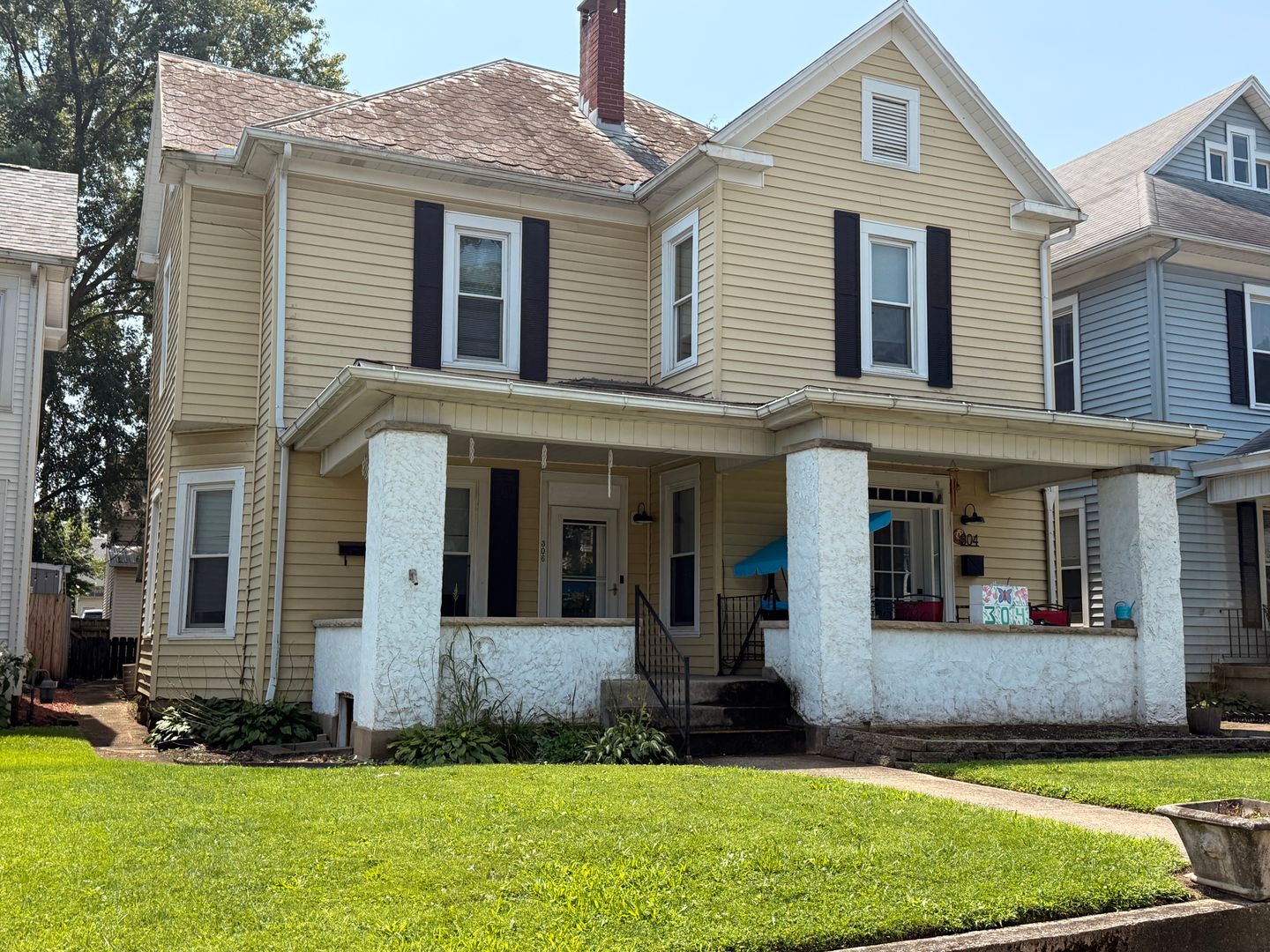 Lancaster Apartment: 304-306 E 6th Ave