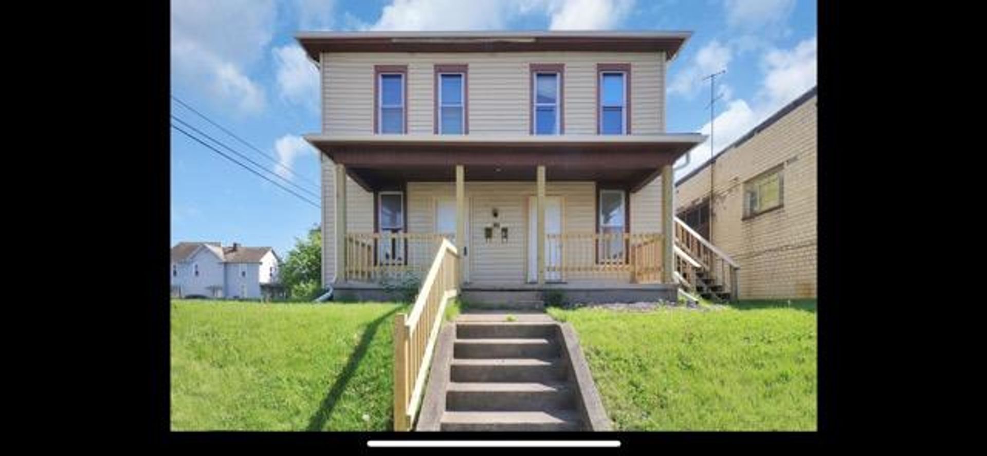 Lancaster Apartment: 570-570 1/2 E Main St