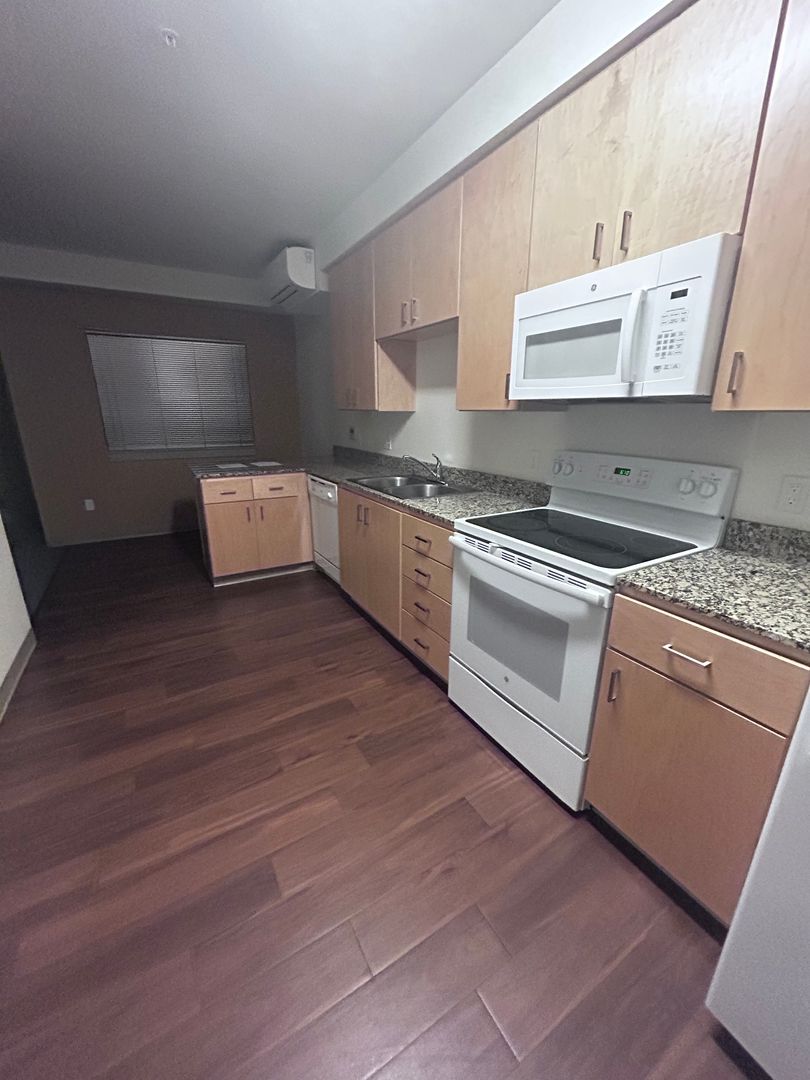 Eugene Apartment: 89325 Old Coburg Road