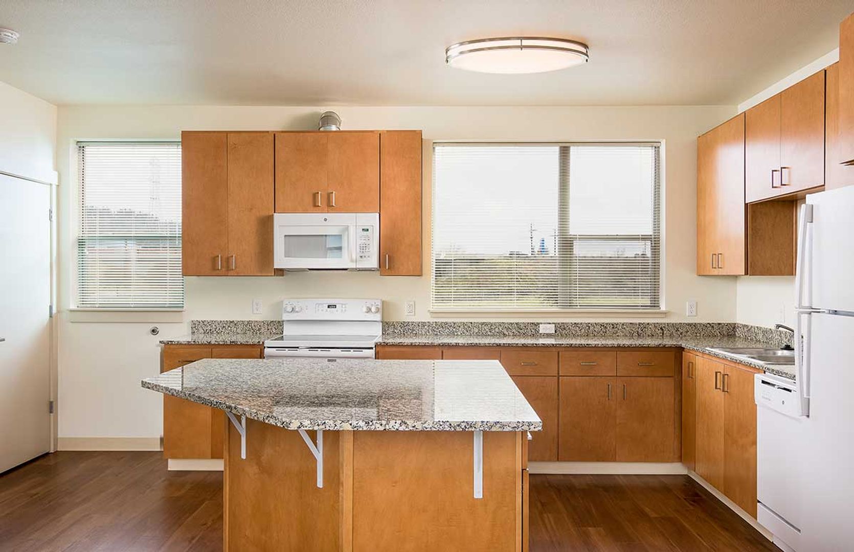 Eugene Apartment: 89325 Old Coburg Road