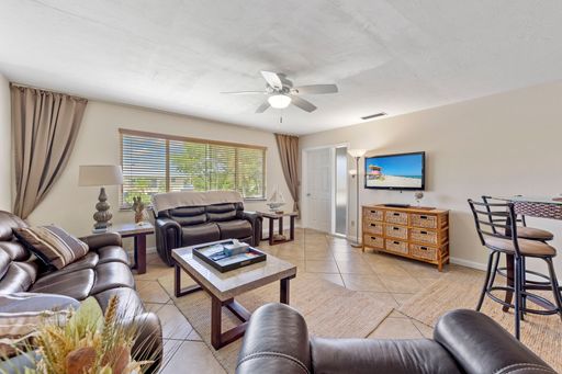 VACATION RENTAL - Newport Villa - 2 bedroom 1 bath Condo with Gulf Access and boat slip! – photo 1